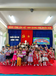 BÉ TÀI NĂNG