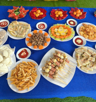 TRƯỜNG TỔ CHỨC TIỆC BUFFET LIÊN HOAN CUỐI NĂM CHO CÁC BÉ